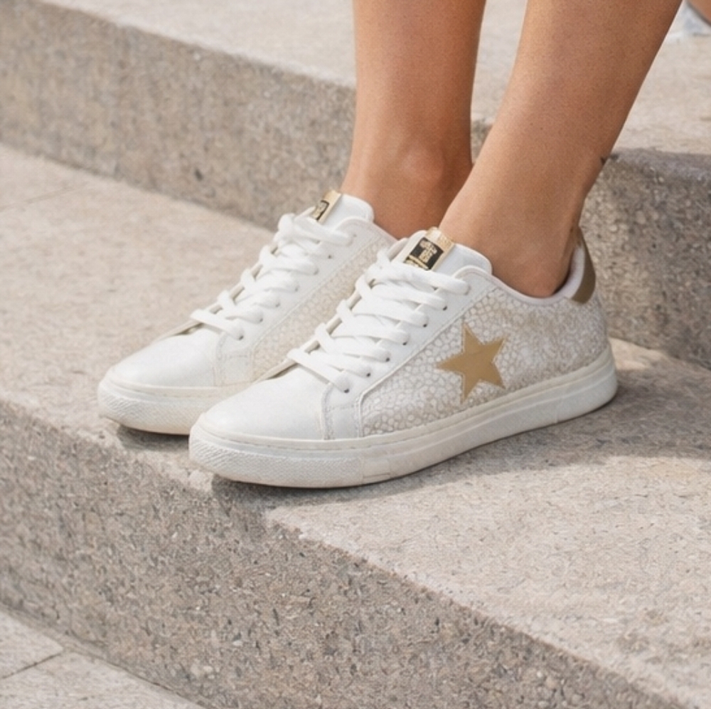 White & Gold Star Sneakers Women Size 8